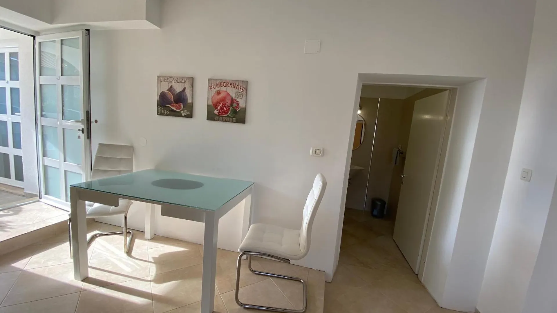 Apartments Roberta Novigrad