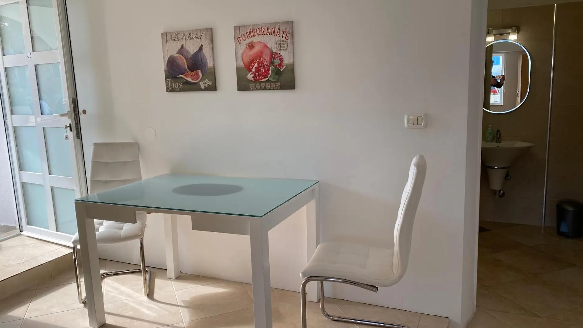 Apartments Roberta Novigrad